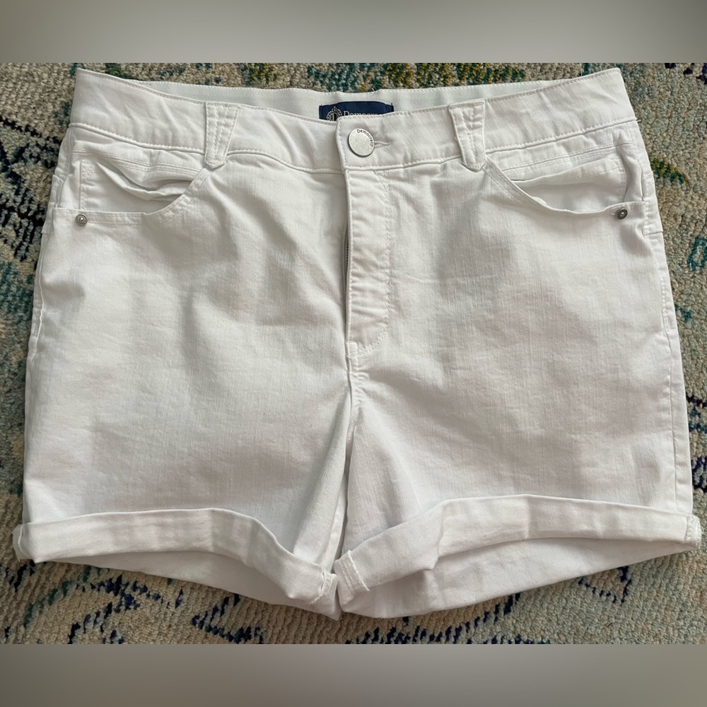 NWOT Size 16 “Ab”solution White Denim Shorts
